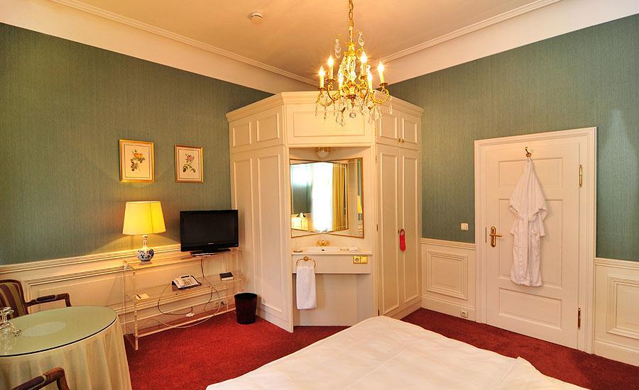 Hotel Bürger Palais Ansbach Kamer foto